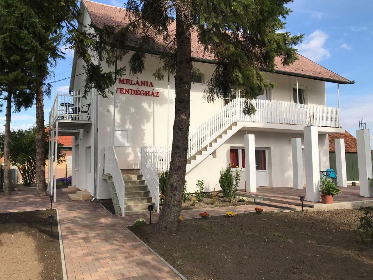 Melania Vendeghaz Hotel Balatonfőkajár Eksteriør billede