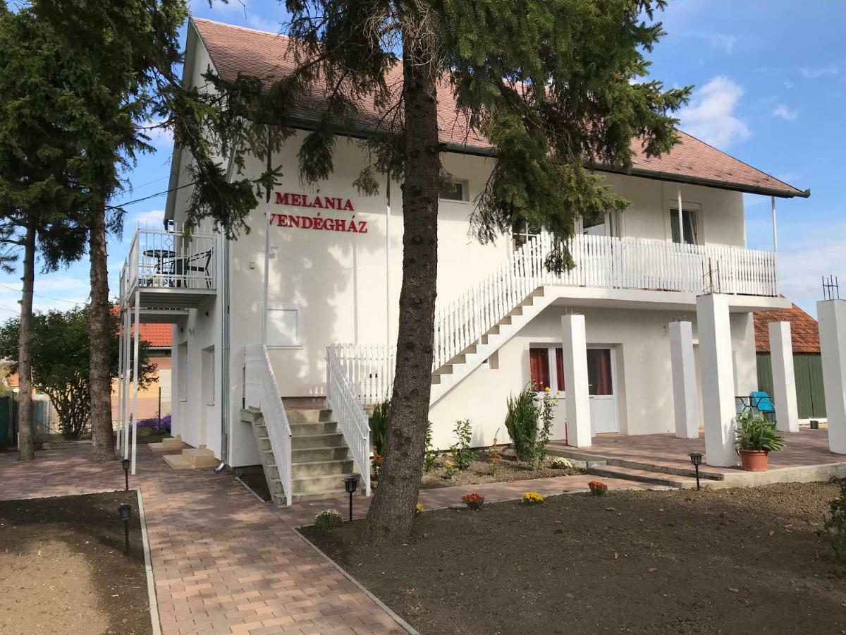 Melania Vendeghaz Hotel Balatonfőkajár Eksteriør billede